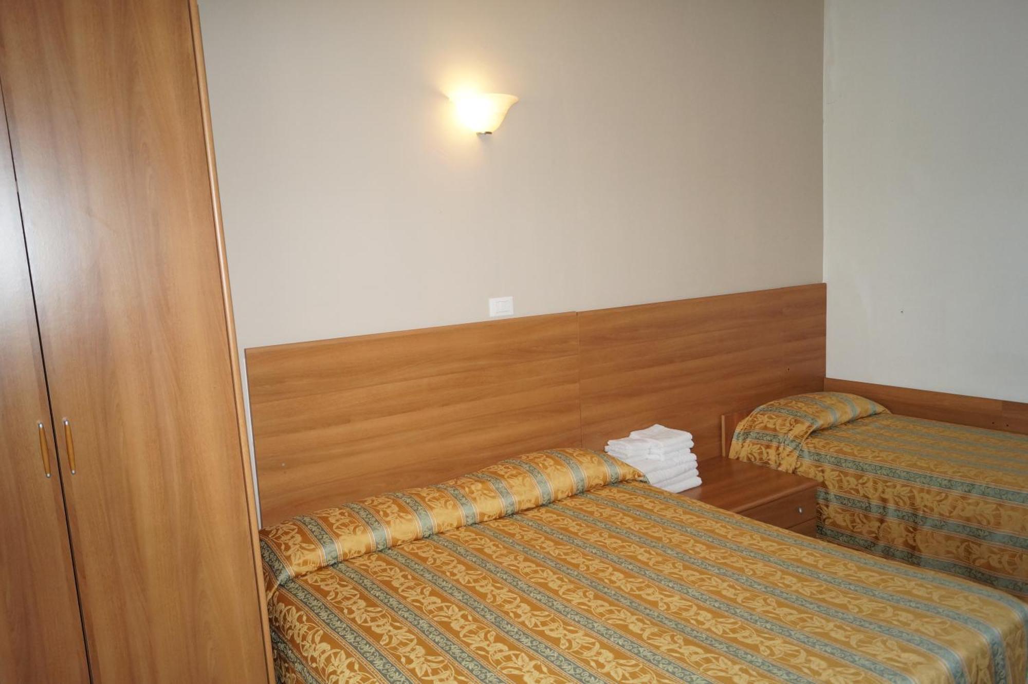 Hotel Zeus Lido di Classe Quarto foto